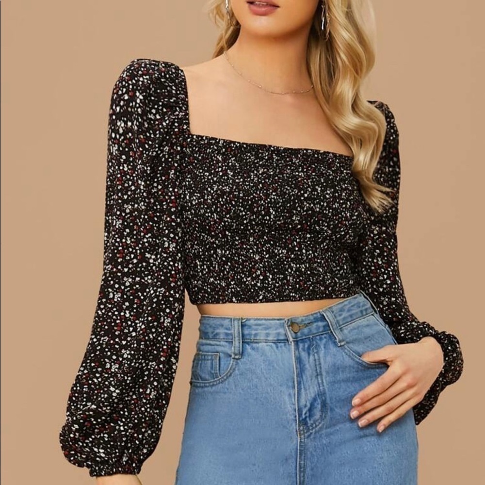 One Clothing•floral trendy crop top - NWT - Sz L